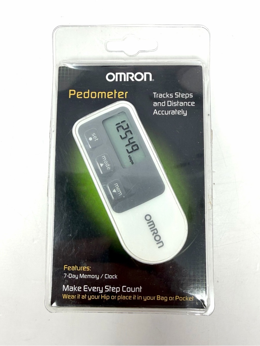 Omron Pedometer HJ-320 Steps & Distance Tri Axis 7 Day Memory Clock NEW